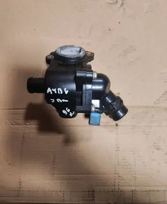 Audi A4 S4 B6 8E 8H Thermostat housing 