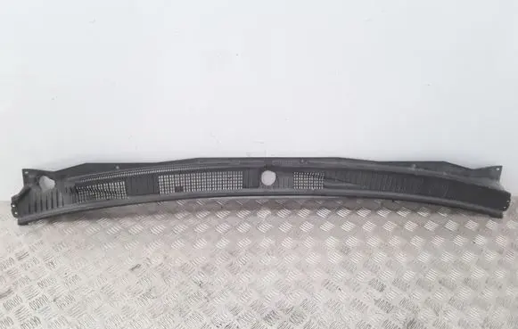 Mitsubishi Pajero Wiper trim MR416416