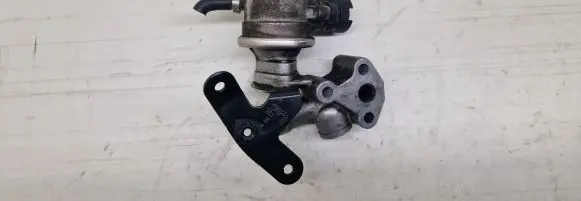 Skoda Octavia Mk1 (1U) EGR valve 06A131102A