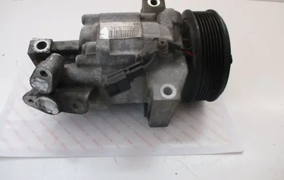 Renault Sandero II Air conditioning (A/C) compressor (pump) 926000216R Z0015421A H4B408