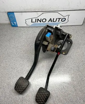 BMW 3 E46 Pedal assembly 1163863