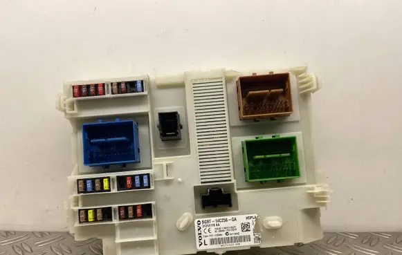 Volvo S60 Fuse module BG9T14C256GA 31314116AA