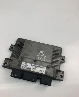 Ford Fiesta Engine control unit/module AV2112A650AC