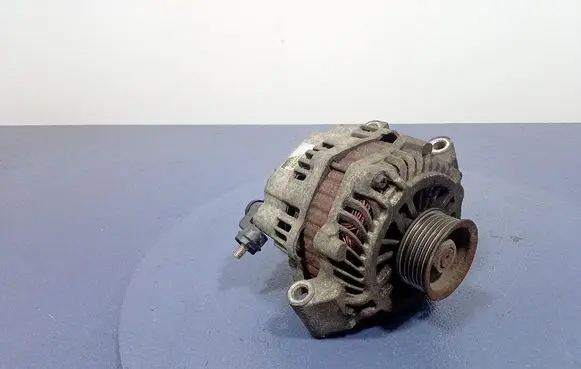 Mitsubishi Endeavor Generator/alternator MN176256