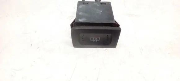 Volkswagen Golf IV Windscreen/window heater switch 1J0959621C