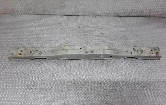 Toyota Avensis T250 Top upper radiator support slam panel