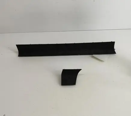 Dashboard glove box trim