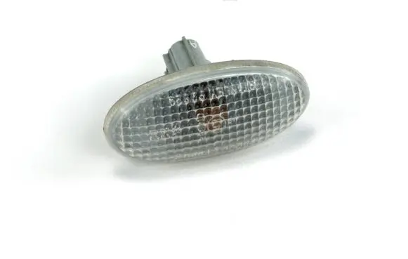 Mazda 2 Front fender indicator light P2829