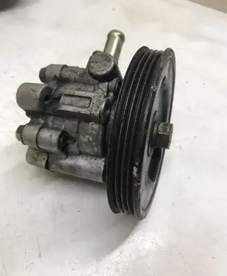 Mitsubishi Pajero Sport I Power steering pump