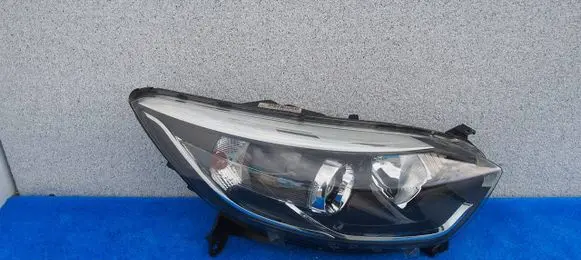 Renault Captur Headlight/headlamp 260102734R