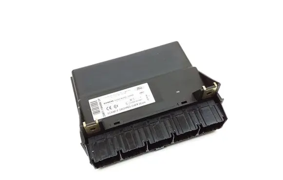 Ford Fusion Comfort/convenience module 2S6T15K600DF 5WK48033DT83SA 5WK48033D