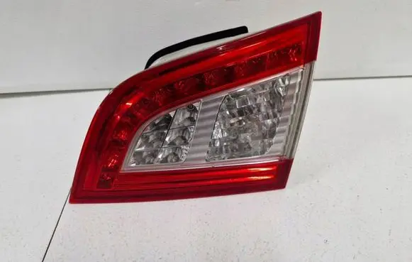 Peugeot 508 Rear/tail lights 9686780680