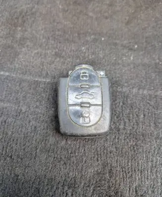 Audi A4 S4 B6 8E 8H Ignition key/card 8Z0837231D