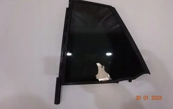 Mercedes-Benz GLC X253 C253 Front triangle window/glass A2476706001