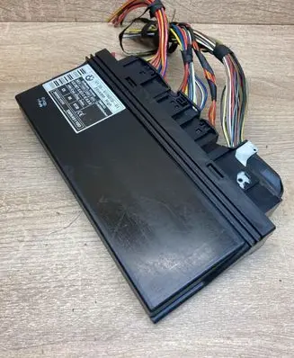 BMW 5 E60 E61 Comfort/convenience module 9176070 5WK49110D WITHPLUG