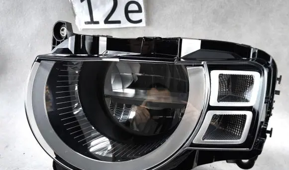 Land Rover Defender Headlight/headlamp L8B213W030CG