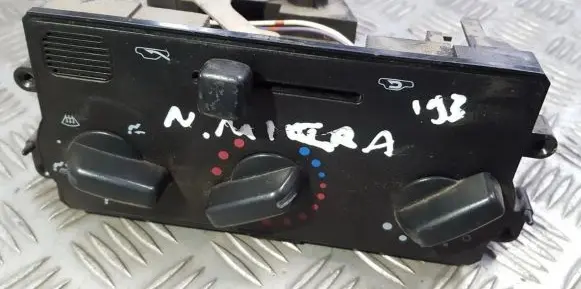 Nissan Micra Climate control unit 7040030720