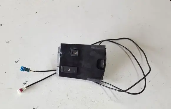USB socket connector