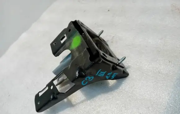 Citroen C3 Gearbox mounting bracket 9810216980