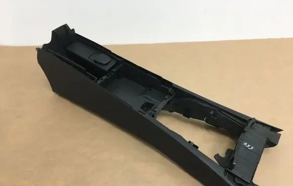 Mercedes-Benz C W204 Armrest A2046800750