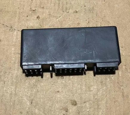 Mercedes-Benz E W124 Light module LCM 1265420332 5KG00474709