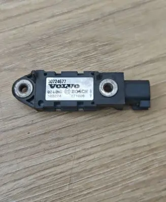 Volvo XC90 Airbag deployment crash/impact sensor 30724677 271006 103274
