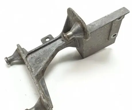 Mercedes-Benz CLK A209 C209 ABS pump bracket A2034310240