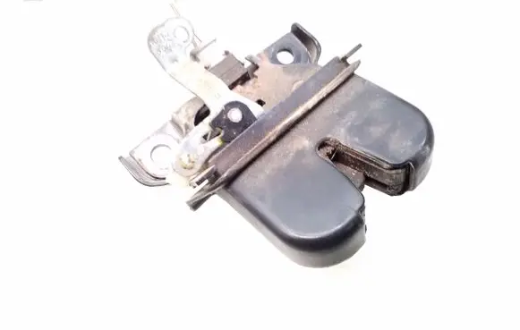 Audi A3 S3 8L Tailgate/trunk/boot lock/catch/latch 8L0827505E