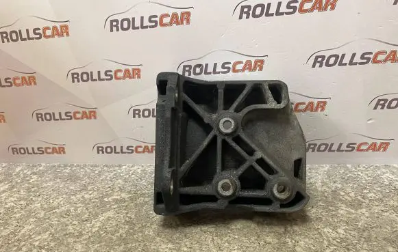 BMW 5 E60 E61 Engine mounting bracket 6455779639502 59280110