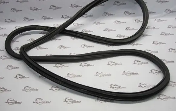 Opel Zafira B Rubber seal loading door 