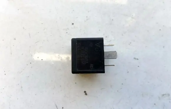 Ford Mondeo Mk III Other relay 2s7t14b192aa 2s7t-14b192-aa