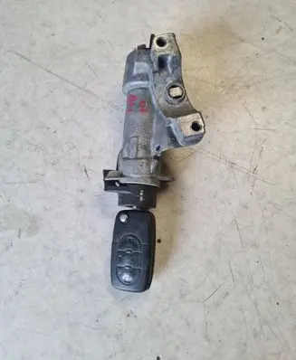 Audi A4 S4 B6 8E 8H Ignition lock