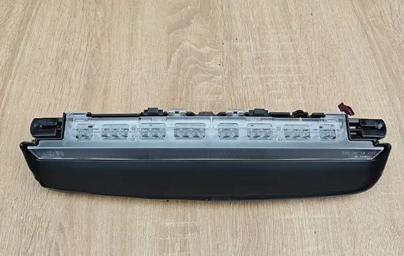 BMW 5 G30 G31 G38 Third/center stoplight 7360526