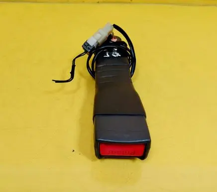 KIA Shuma Front seatbelt buckle 