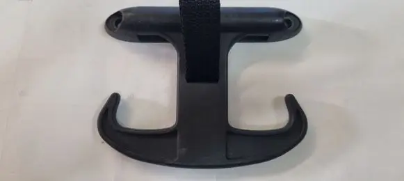 Audi A8 S8 D3 4E Tie down hook / loop 6Y5867615