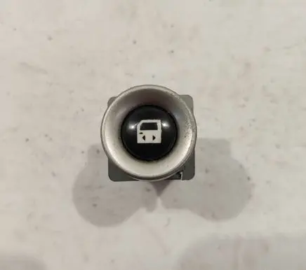 Tailgate opening switch