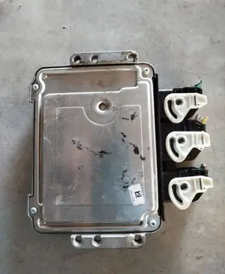 Ford Focus Engine control unit/module 9m5112a650bf 9m51-12a650-bf