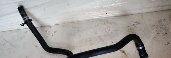 Ford Focus Engine coolant pipe/hose 8V6118C553AHH