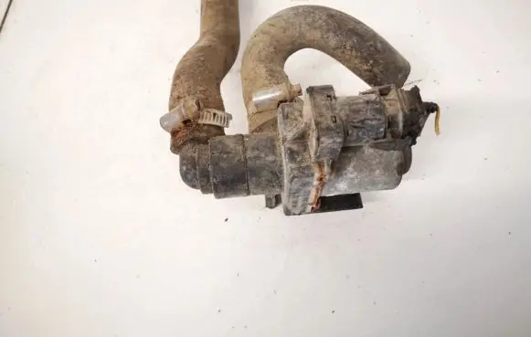 BMW 3 E36 Coolant heater control valve 1147412052 1387846
