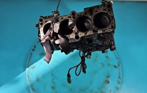 Volkswagen PASSAT B5.5 Engine block AEB IMPRK1391328