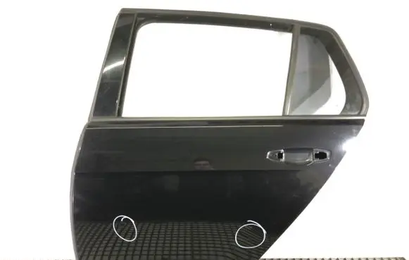 Volkswagen Golf VII Rear door 