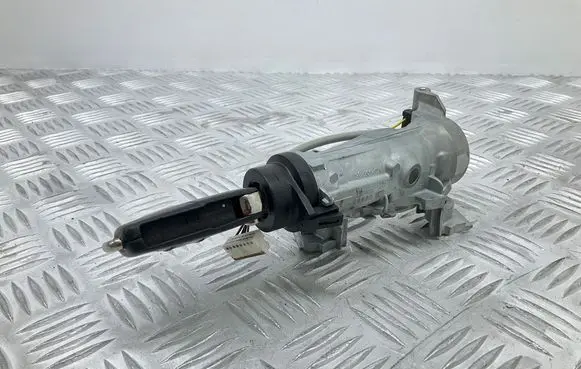 Volkswagen Touran II Ignition lock 1K0905865B 5K0837202AD 1K0905851