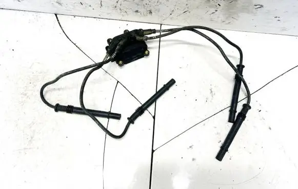 Renault Twingo II High voltage ignition coil h8200734204
