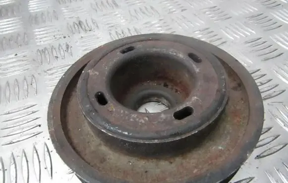 Renault Laguna II Crankshaft pulley 8200014245B