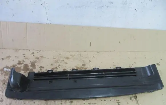 Volkswagen Multivan T6 Radiator trim 7E0805962C