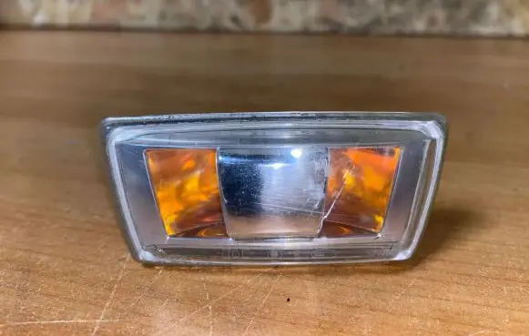 Opel Corsa D Front fender indicator light 13252455