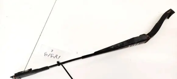 Mercedes-Benz ML W164 Front wiper blade arm A1648200540