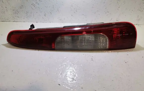 Ford Focus C-MAX Rear/tail lights 3M5113N411AA