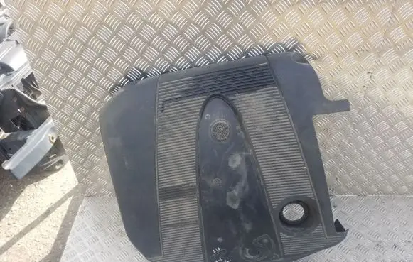 Mercedes-Benz C W203 Engine cover (trim) A6460161824