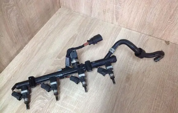 Audi A3 S3 8V Fuel injectors set 06L971627A 560237614502
